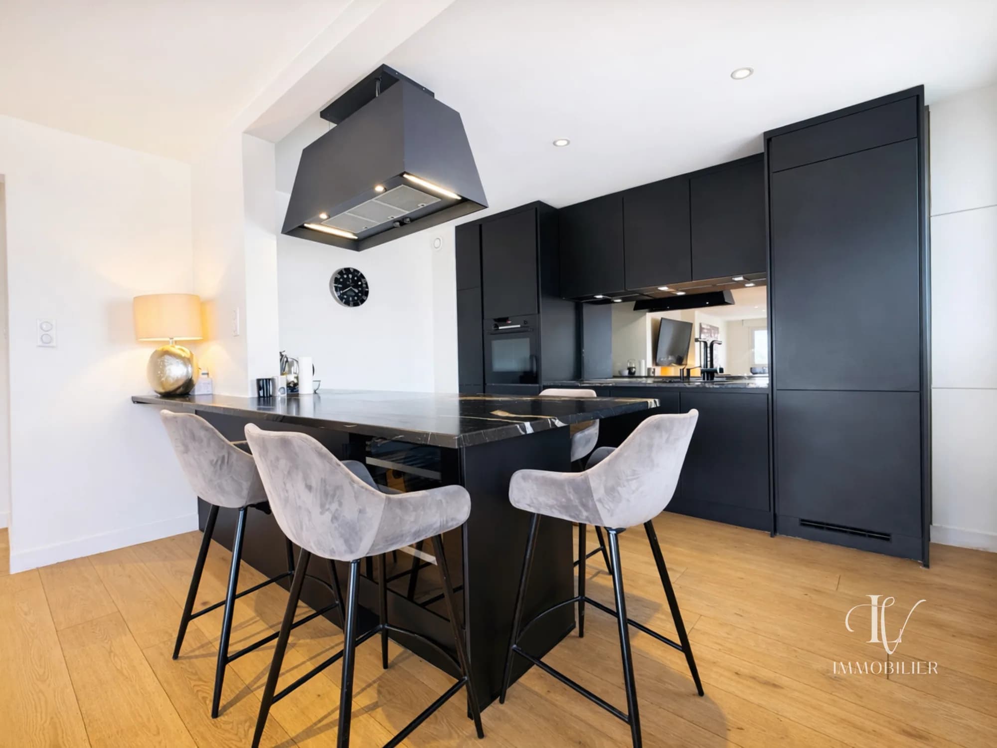 Appartement 3 pièces de standing aux portes de la Suisse - photo 1